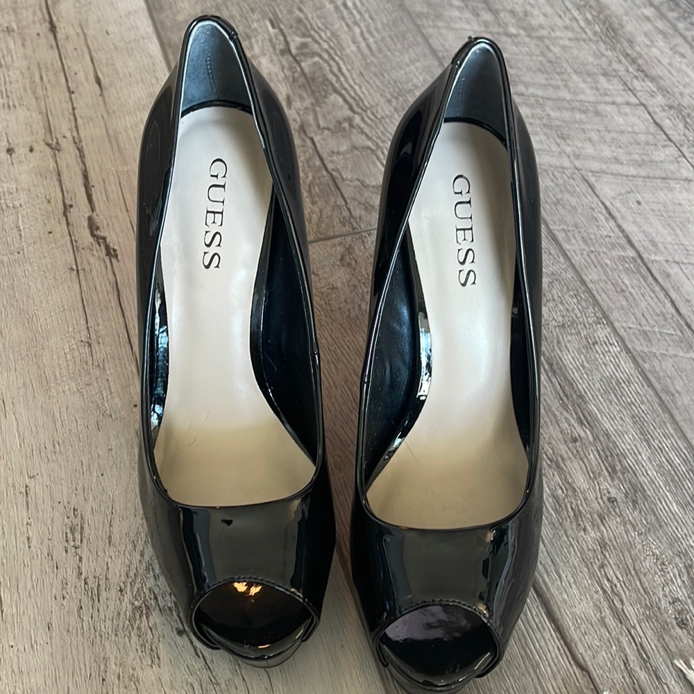 Heels guess brand